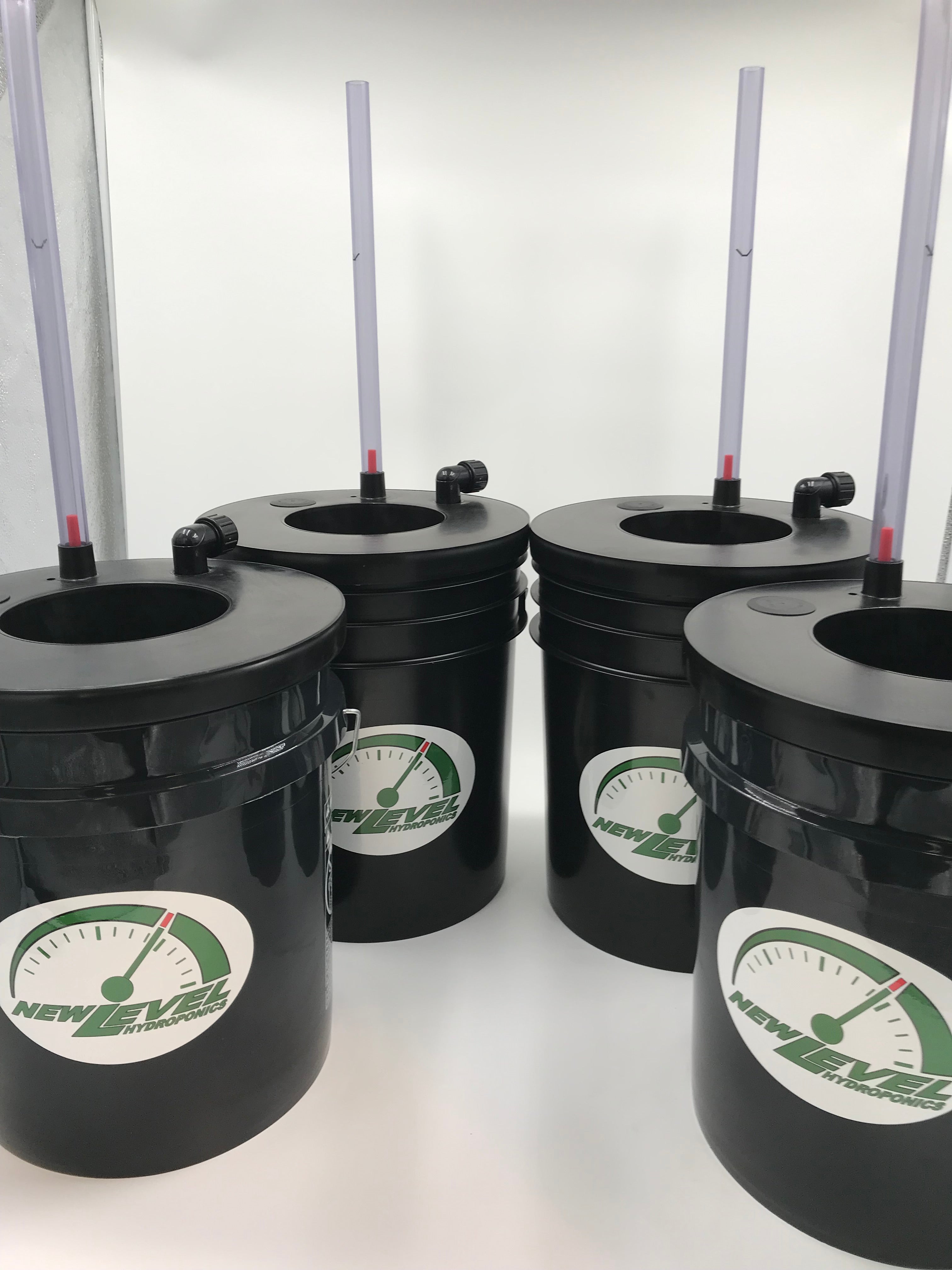 4-Bucket and Grow Lid combo 3.5 or 5 gallon – New Level Hydroponics