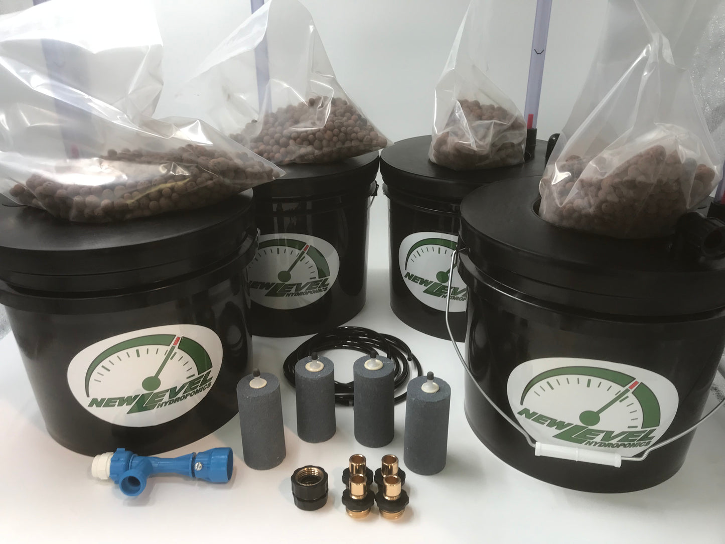 4 BUCKET DELUXE DWC SYSTEM -3.5 or 5 GALLON